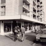 Ancienne photo de l'avenue des Provinces, devant Doisny